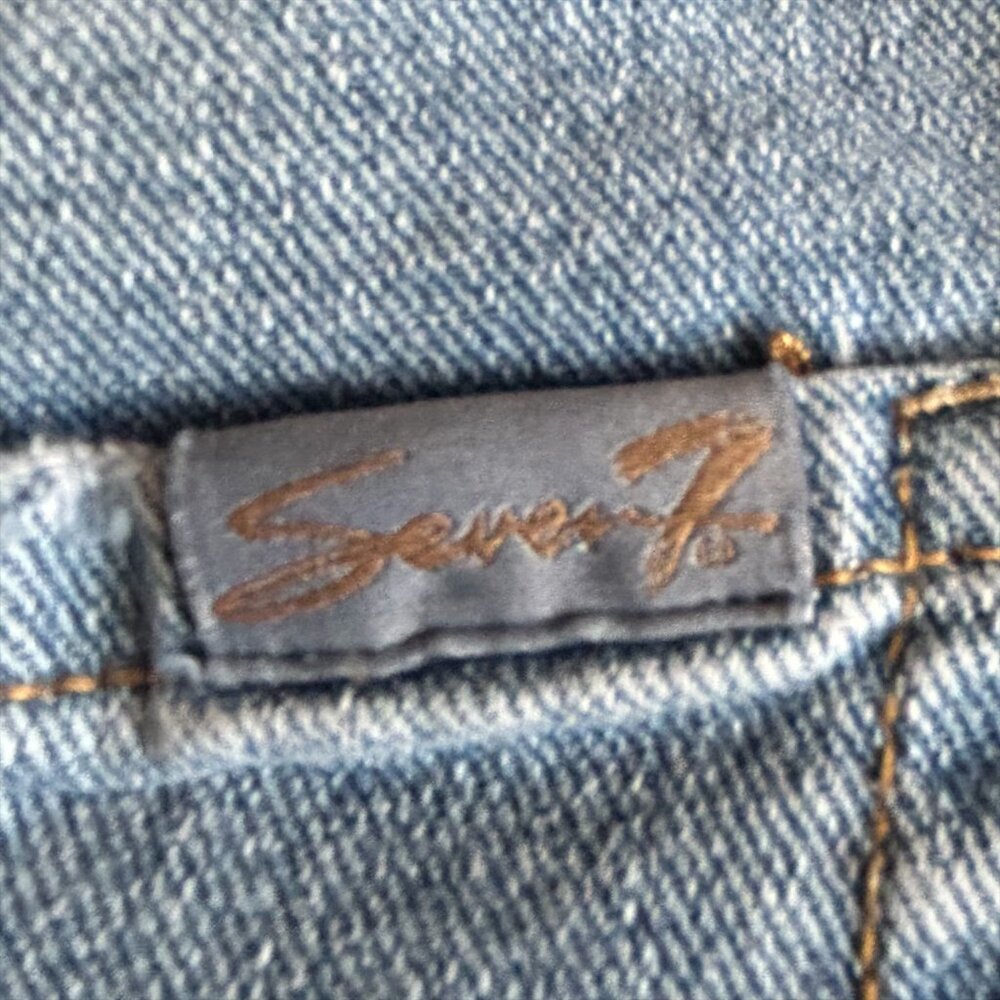 Seven7 Jeans Size 8 Light Wash Distressed Mid Rise Stretch Denim - Picture 5 of 13